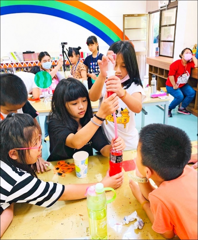 台中／健康飲食教育 偏鄉童動手做